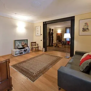 Appartement C-rooms, Residenza Correggio, Parme