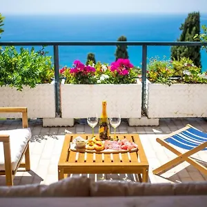 https://il-grande-blu-vista-panoramica-sul-golfo.hotelitalianriviera.com